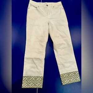 Tribal embroidery raw hem crop jeans size 4